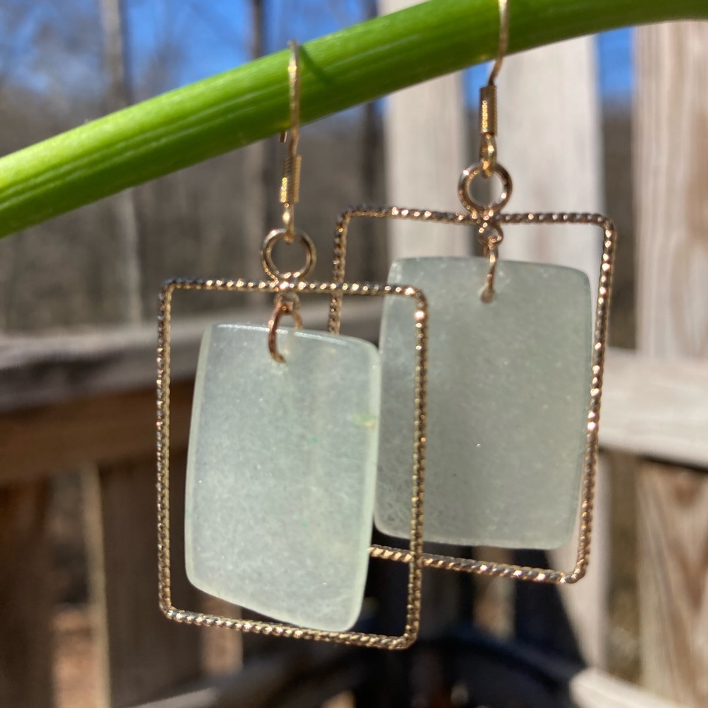 Earrings - Picture 2 of 3